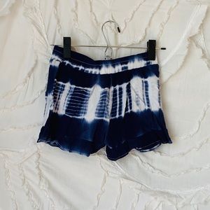 tie dye fringe shorts!